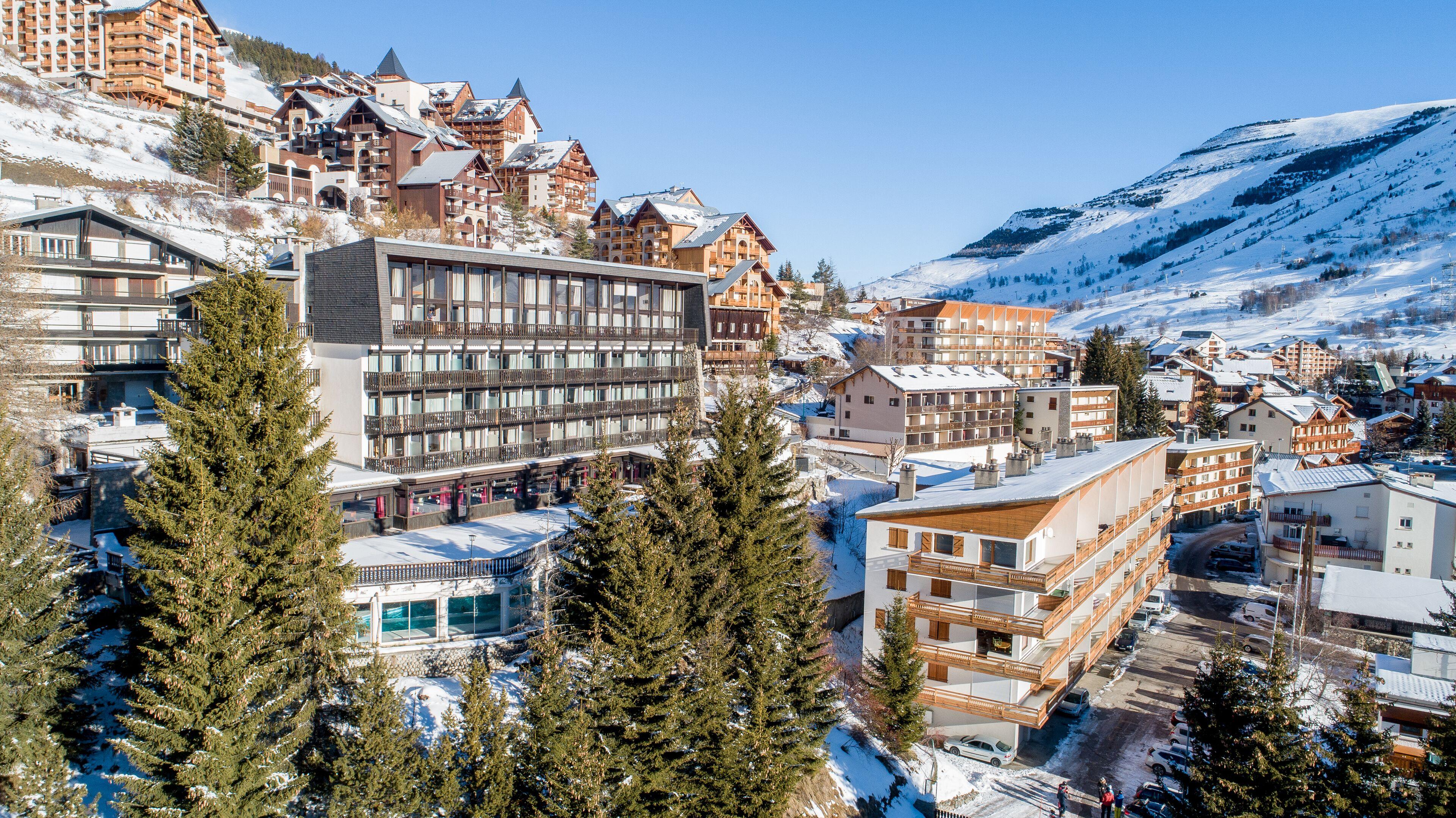 โรงแรมรอยัล อูร์ บล็อง Alpe d'Huez ภายนอก รูปภาพ