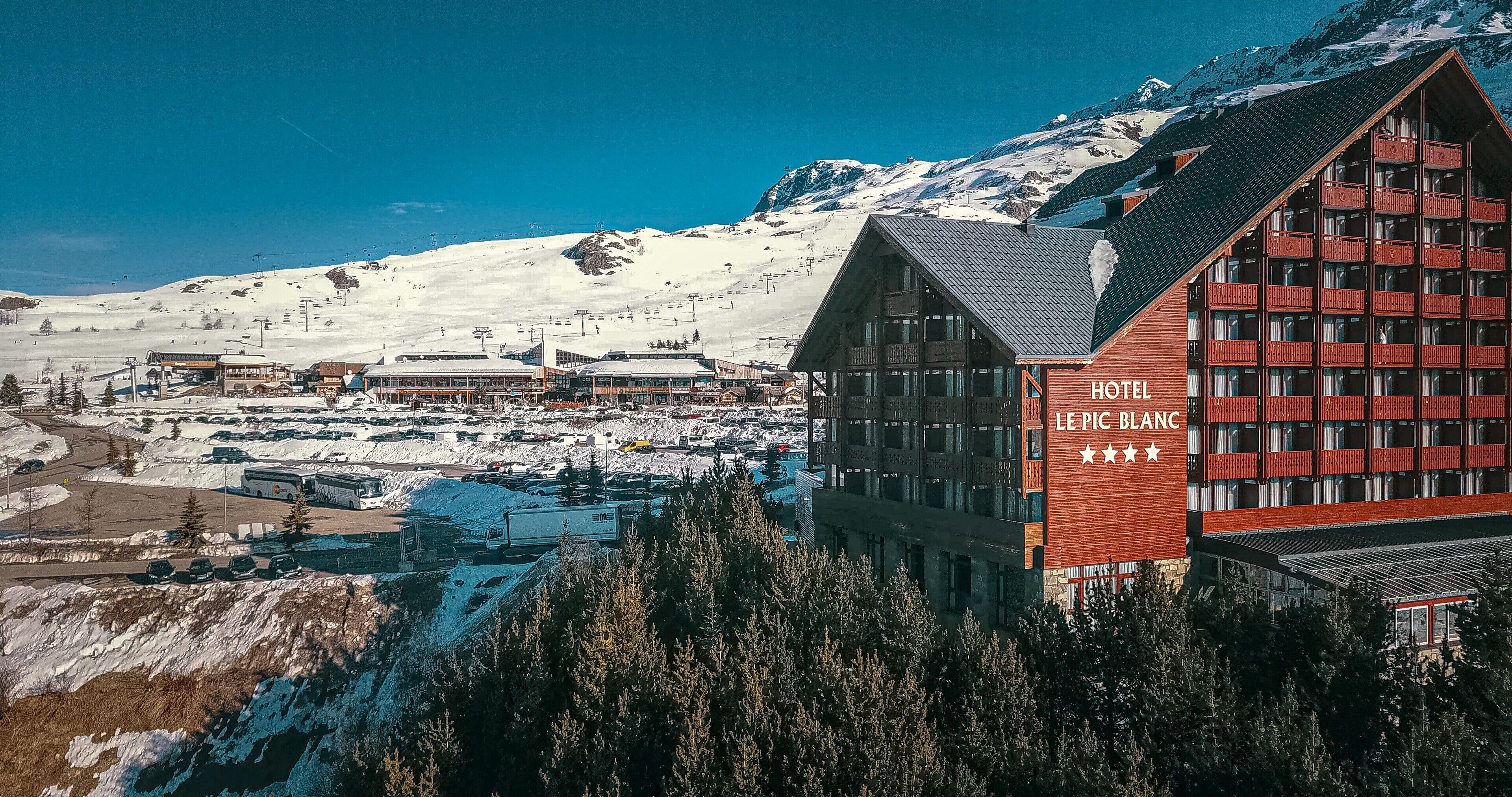 โรงแรมรอยัล อูร์ บล็อง Alpe d'Huez ภายนอก รูปภาพ